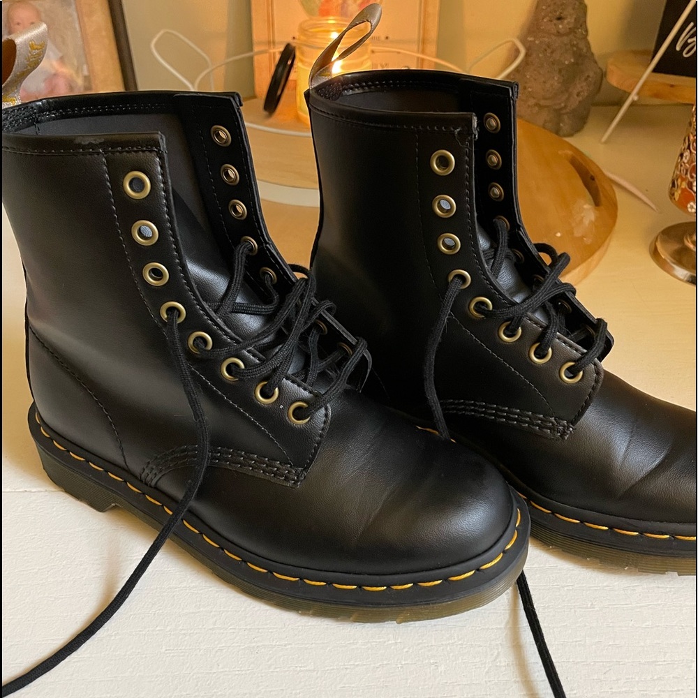 Vegan leather Dr Martins